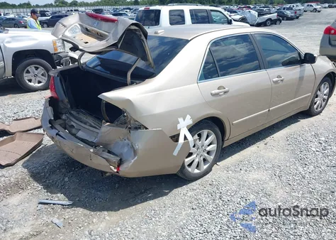 2006 Honda Accord 3.0 Ex z USA, uszkodzony, nr VIN 1HGCM66596A073749